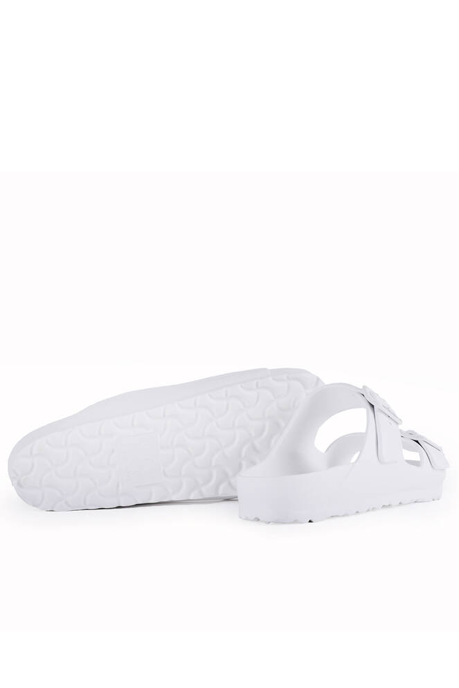 ESEM LEE Men's Slippers White